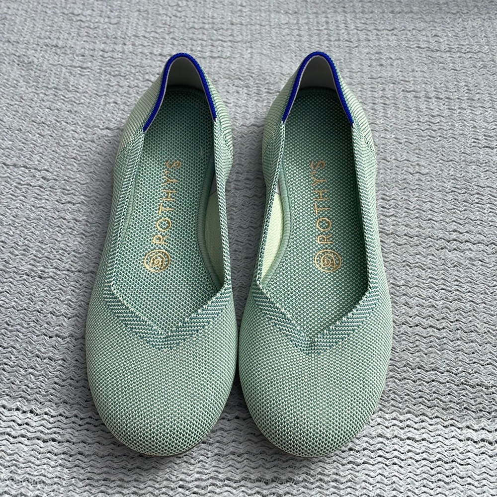 COPY - Rothy’s green flats. Like new